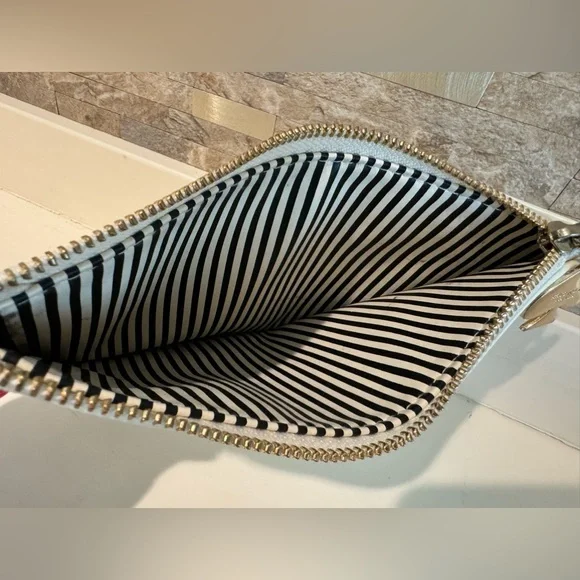 Kate Spade Patent Leather Ivory/Gold Polka Dot Case Bag Pouch Clutch - Picture 5 of 5